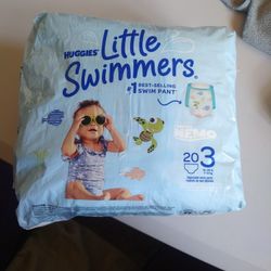HUGGIES LITTLE SWIMMMERS