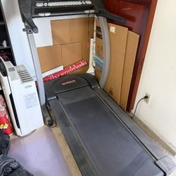 Treadmill/ Running Machine