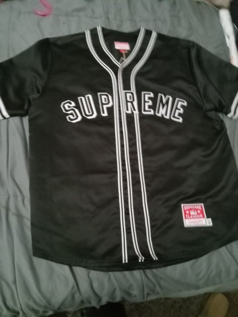 Supreme Jersey And T-shirts