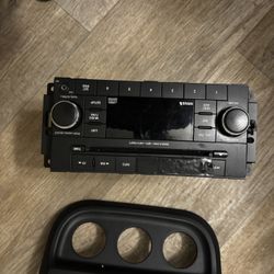 Radio For 2017 Jeep Patriot With Cover 