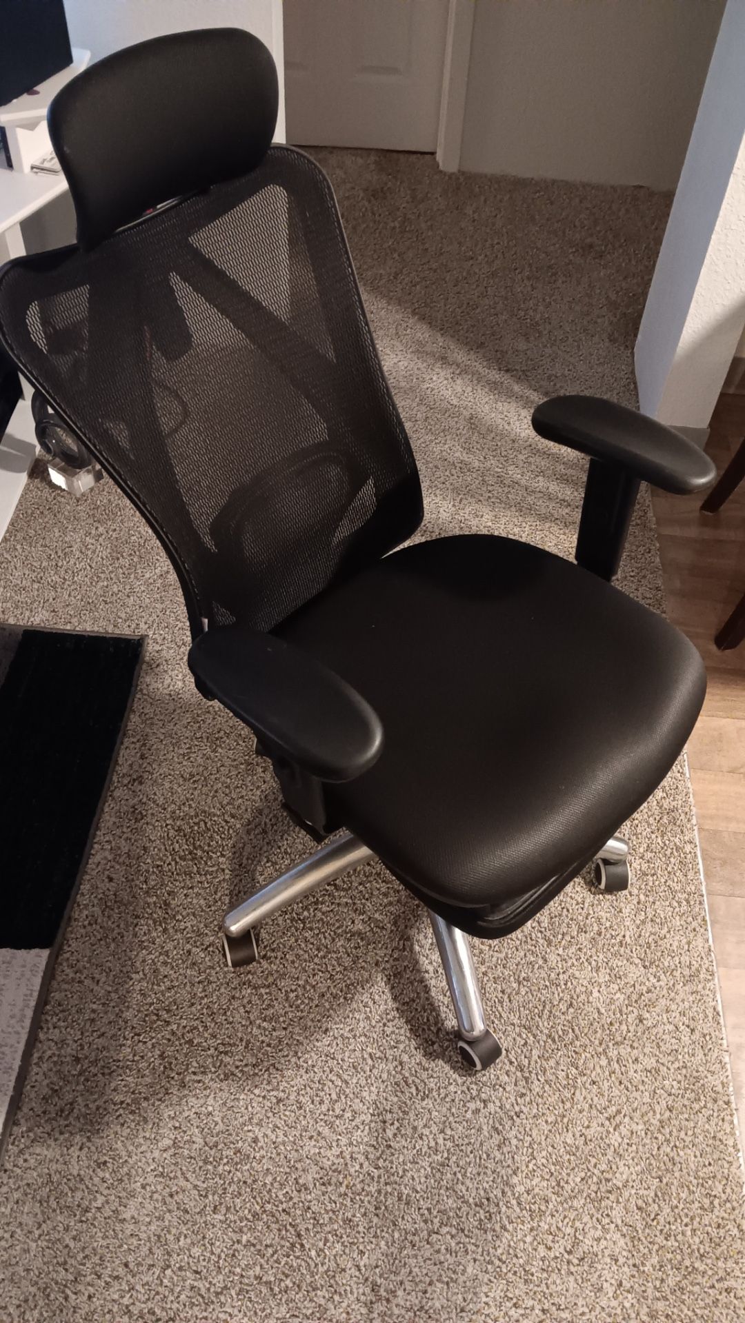Sihoo office chair Great Shape