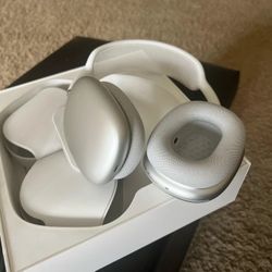 AirPods Max