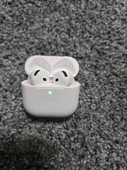 Apple ear pods