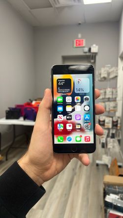 iPhone 6S Plus 64Gb & ATT Locked & With Warranty & With Charger