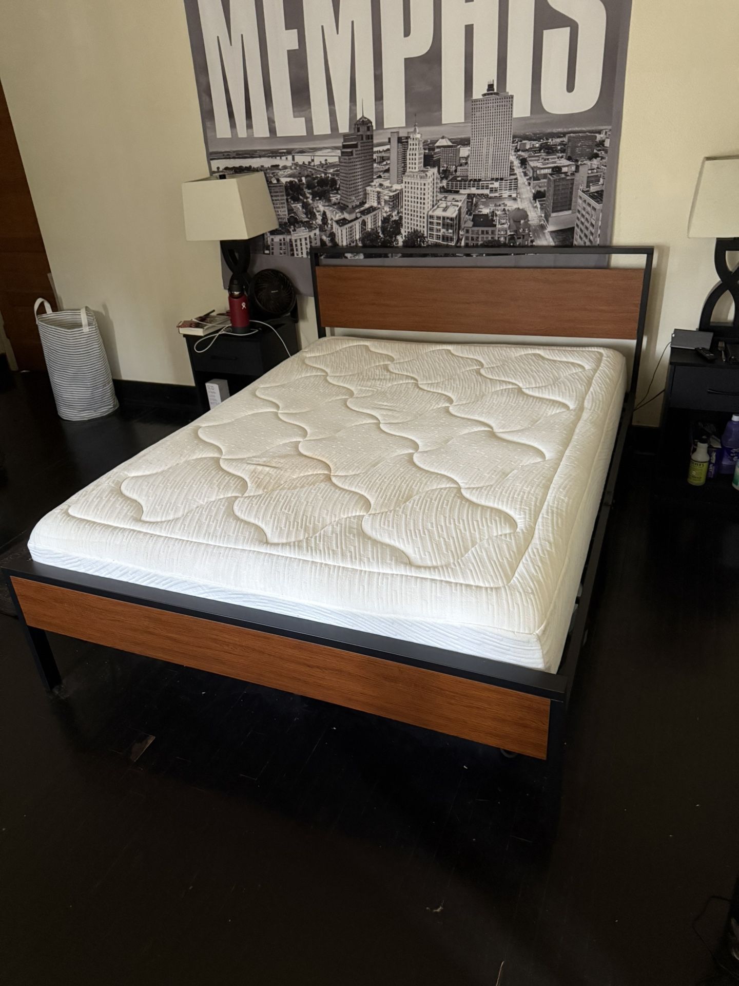 Full Size Bed + Frame