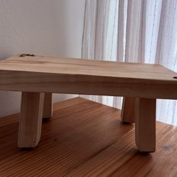 Tiny Wooden Plant Stand 