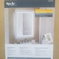 LED LIGHTED MIRROR TOUCHSCREEN