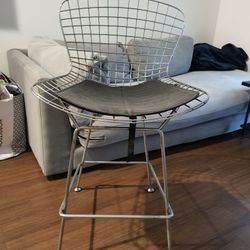 2 High Chairs