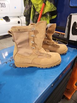 Military Boots Size 12