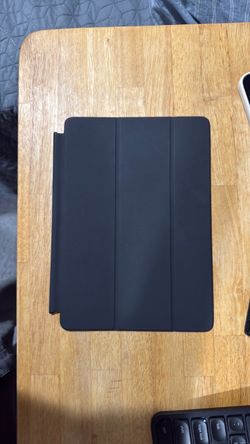 Charcoal Gray iPad 7th, 8th, 9th Folio Smart Cover