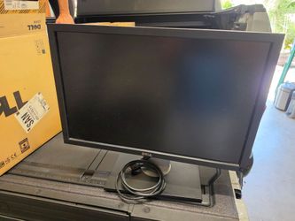 (4)  U2410 24" Dell Monitors