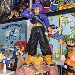 19-inch Dragon Ball Z Future Trunks statue from the "Double Head Collection