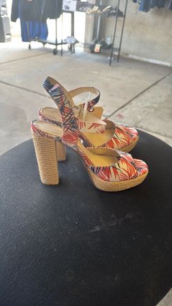 Women’s high heel size 8 1/2