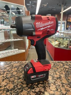 Milwaukee impact wrench