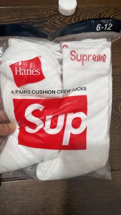 Supreme socks