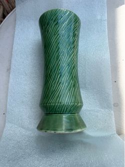 Collectible 1940s/50s McCoy USA 409 Green Glazed Ceramic Art Pottery