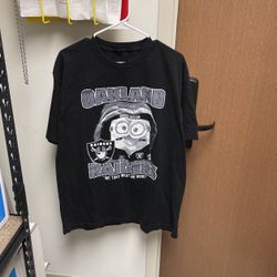 Size XL. Vintage Oakland Raiders T-shirt