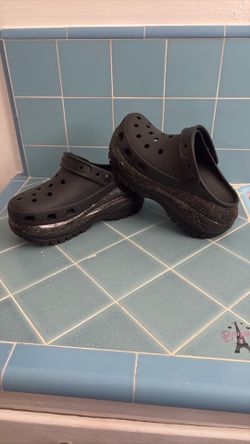Platt Form Crocs