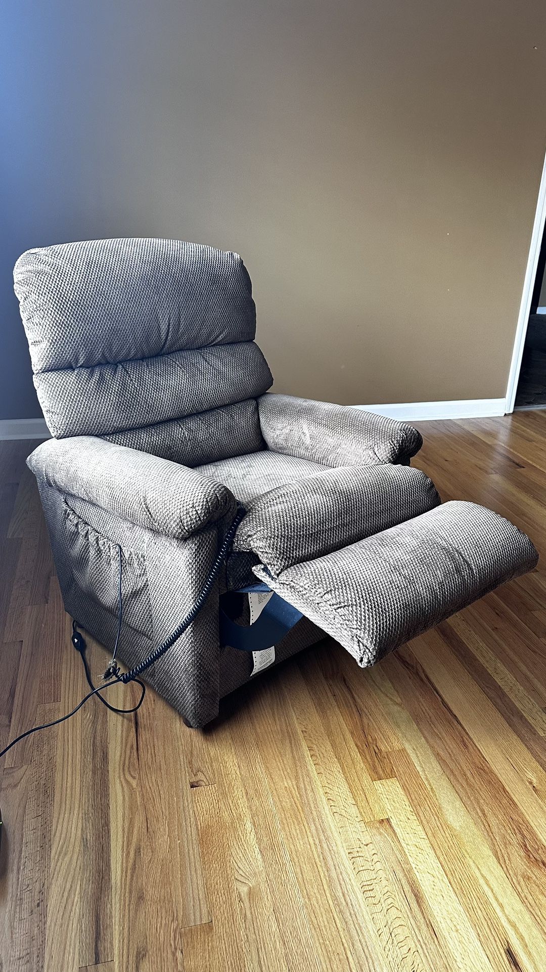 Lazboy Recliner And lift Chair 