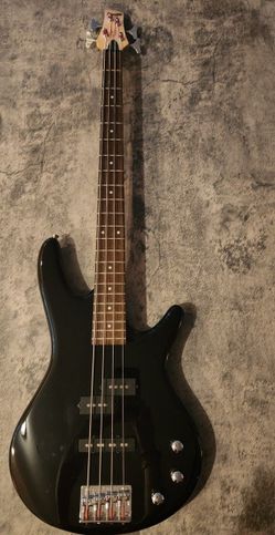 Ibanez GSR190 electric bass guitar..
