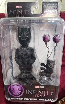 Infinity Saga – “Black Panther” Limited Edition Gift Set (Body Knocker, Scaler, Earbuds)