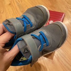 Reebok Sneakers Size 10