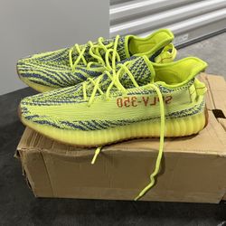 Yeezy Boost 350 V2