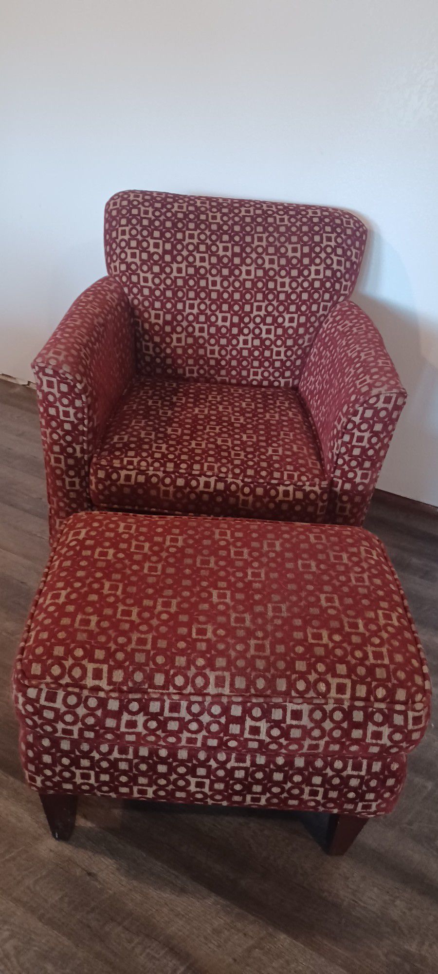 Chair & Ottoman 