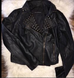 Rock & Republic Womens Sz S Black Faux Leather Jacket Studded Zip Moto Biker EUC