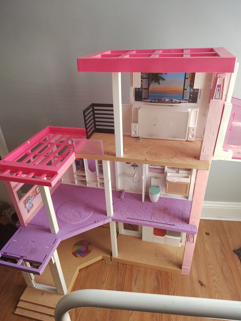 Barbie House To