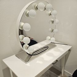 Vanity Mirror With Table