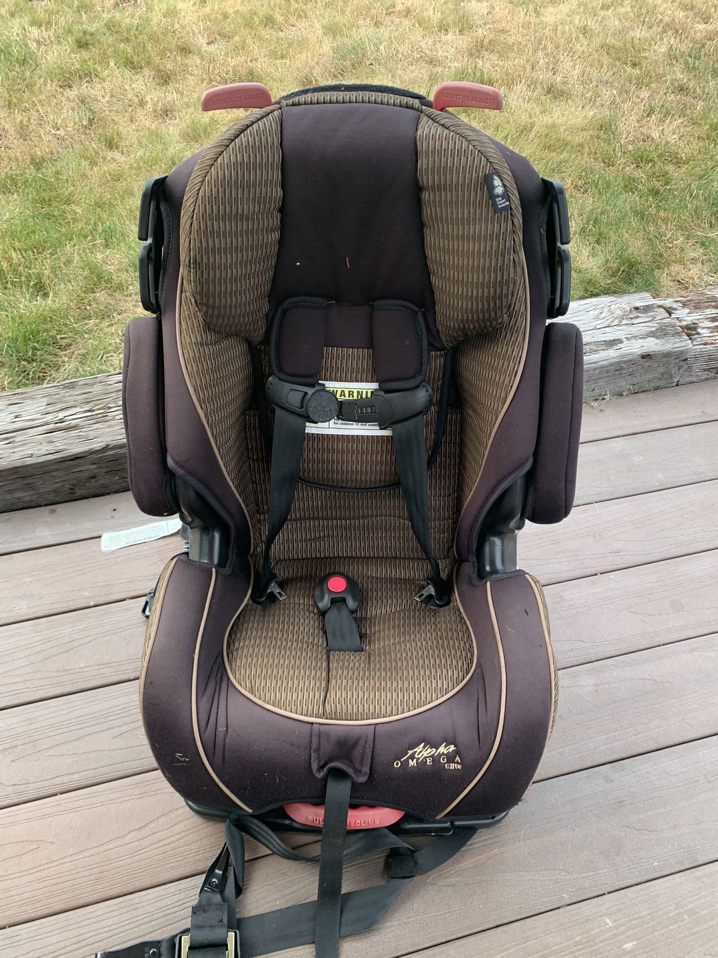 Alpha Omega Elite Front And Rear Facing Car Seat
