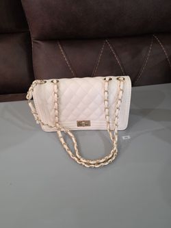 Purse light tan.