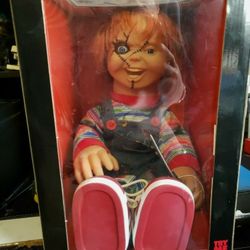 Talking Chucky Doll BRAND NEW IN BOX