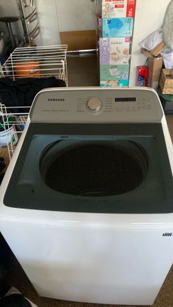 Samsung 5.2 cu. ft. Top Load Washer – Like New