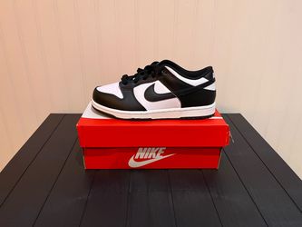 Nike Dunk Low Panda