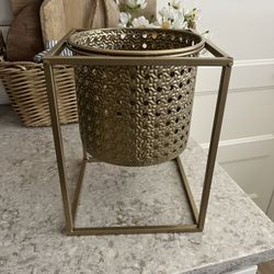 Gold Metal Planter And Stand $12