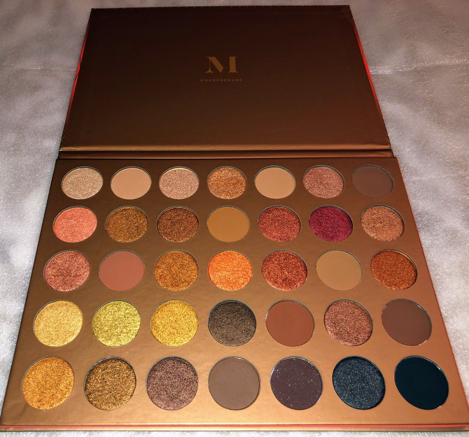 Authentic Morphe Palette for Sale in Rialto, CA - OfferUp