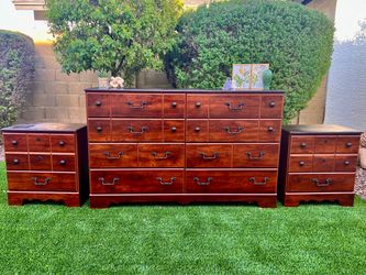 3-Piece Dresser and Nightstand Bedroom Set