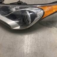 2013 HYUNDAI VELOSTER DRIVER SIDE HEADLIGHT