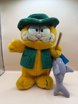 Garfield the Fisherman plush toy 1981