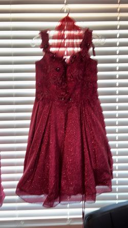 Women’s dresses