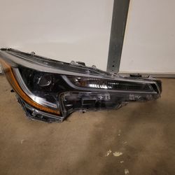 2023 2024 2025 Toyota Corolla headlight oem Passenger side