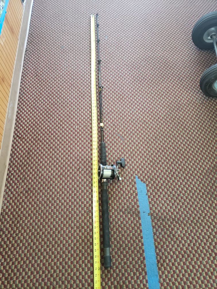 Penn 320 gti with 6 ft south bend fishing pole