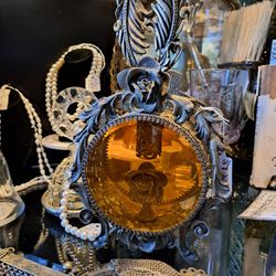 Gifts and Home Decor