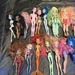 Lot Of Dolls And Furniture And Car 