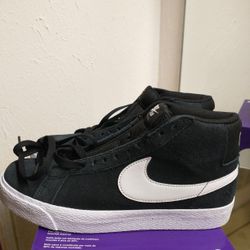 New Nike SB Zoom Blazer Men Size 7.5