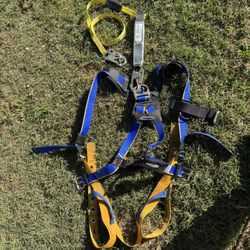 Werner - H312004XQP - Litefit Plus Standard Harness, Size Medium 