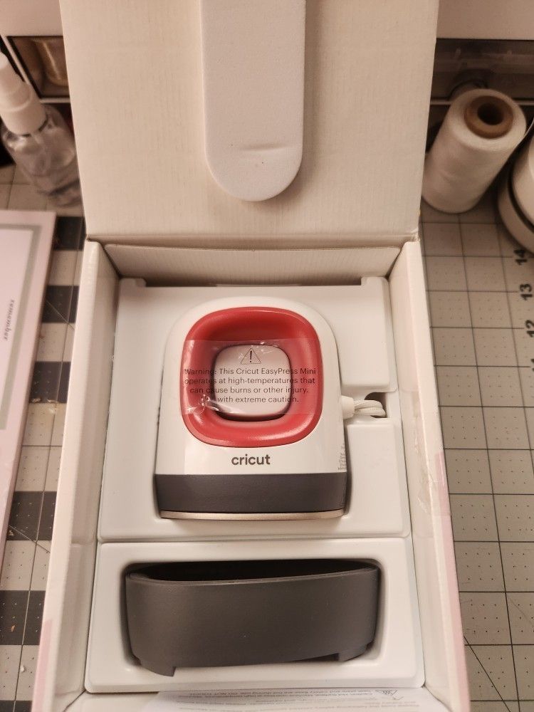 Cricut EasyPress Mini