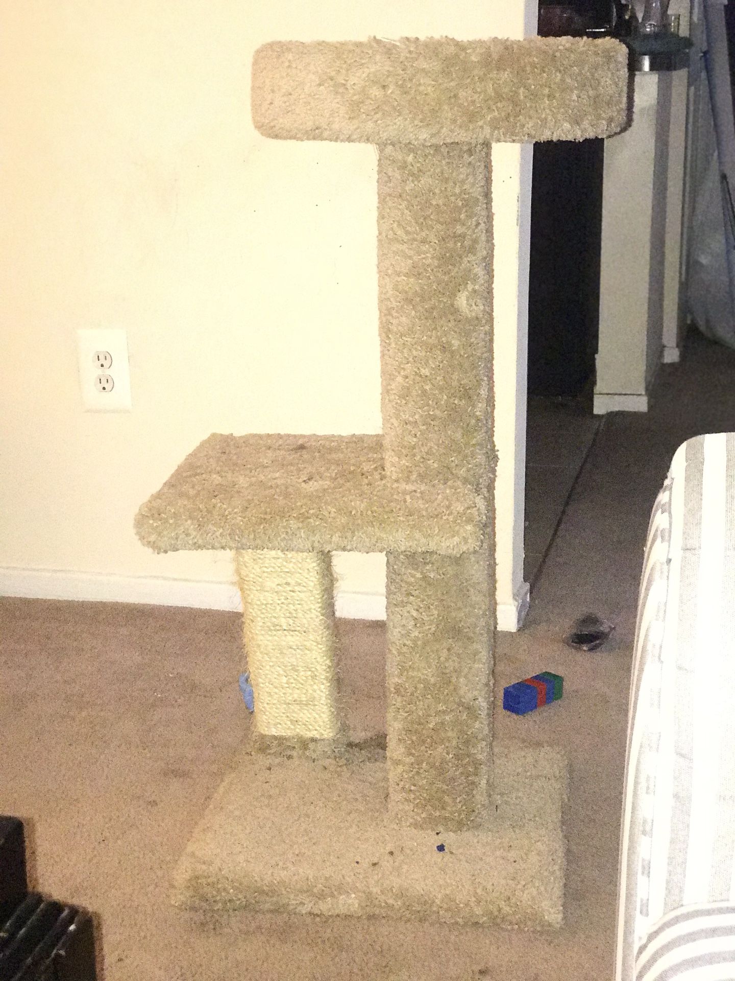 Cat tree